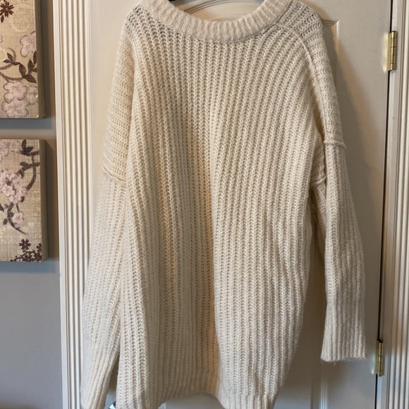 Sweater - Picture 2 of 2
